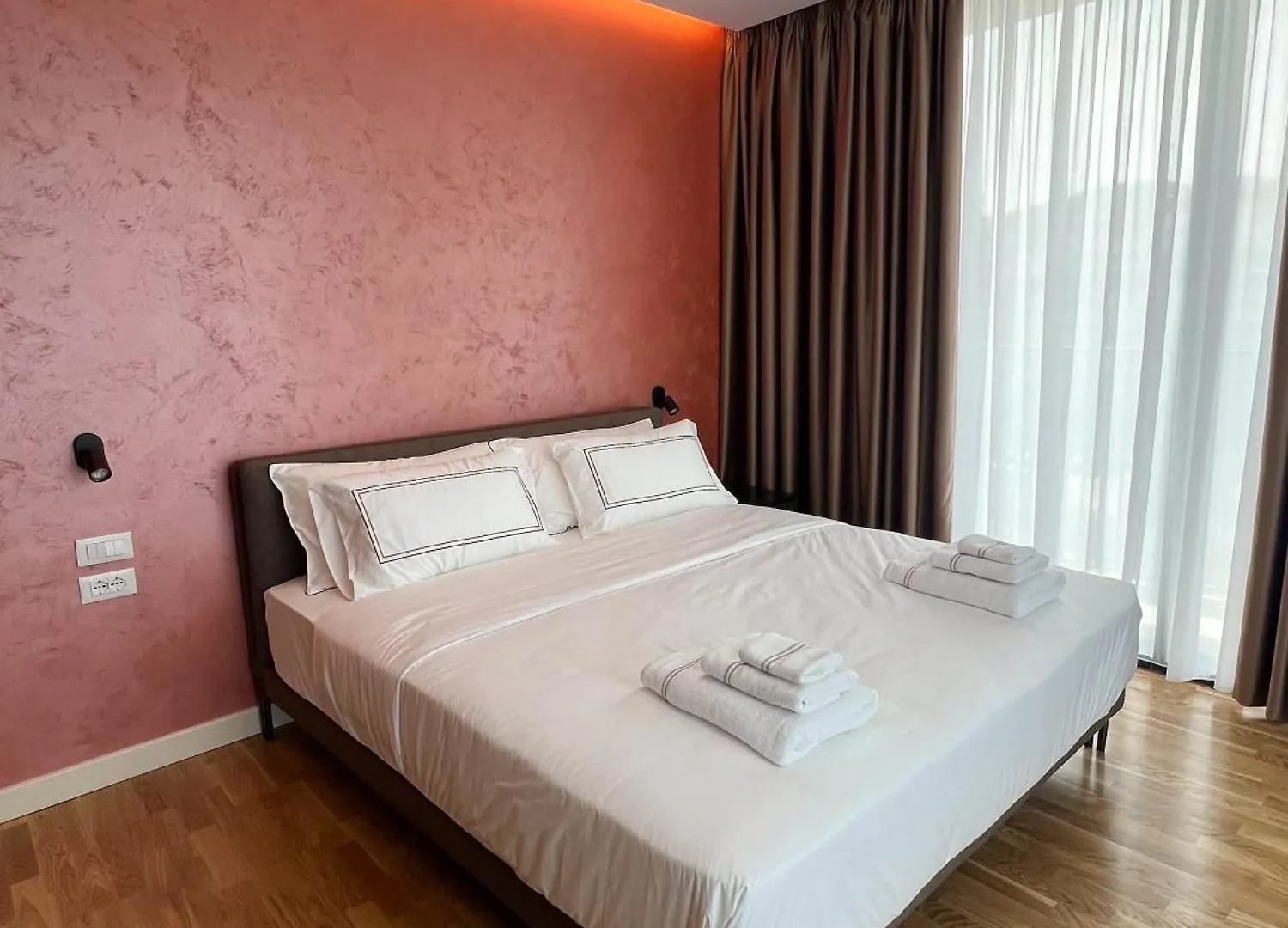 Joel Apartament Tirana Albanien